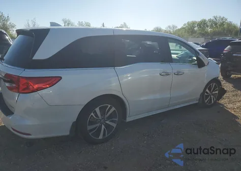 2021 Honda Odyssey Touring из США, поврежденный, VIN 5FNRL6H86MB003309